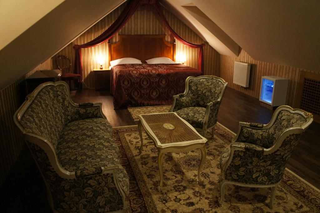 Hotel Princess Lednice Exteriör bild